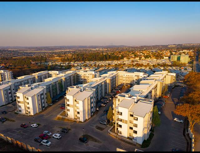2 BEDROOM APARTMENT FOR SALE IN BROADACRES